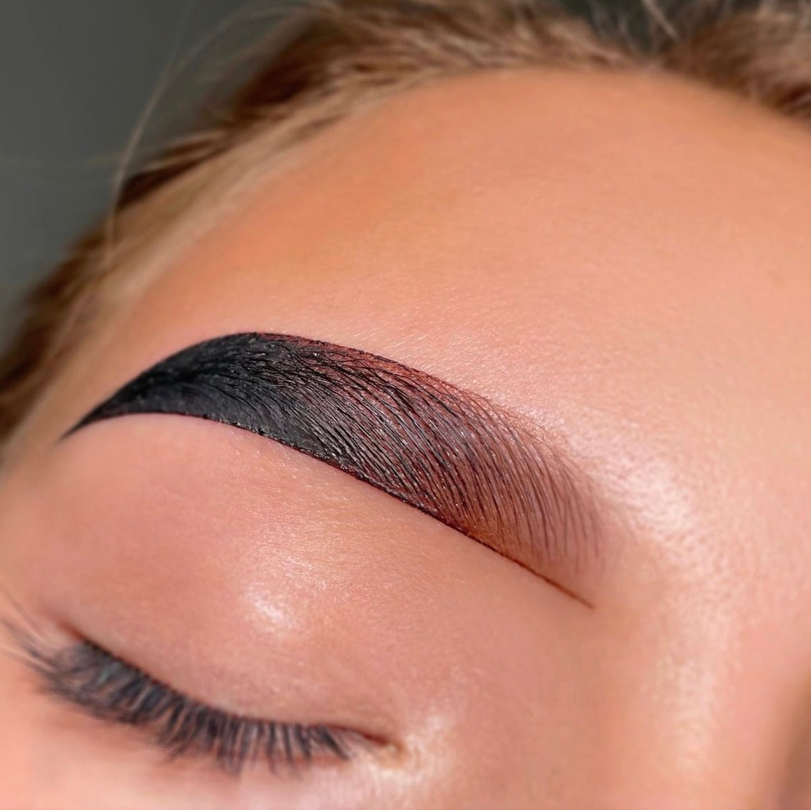Henna/Hybrid Dye Ombré & HD Brows